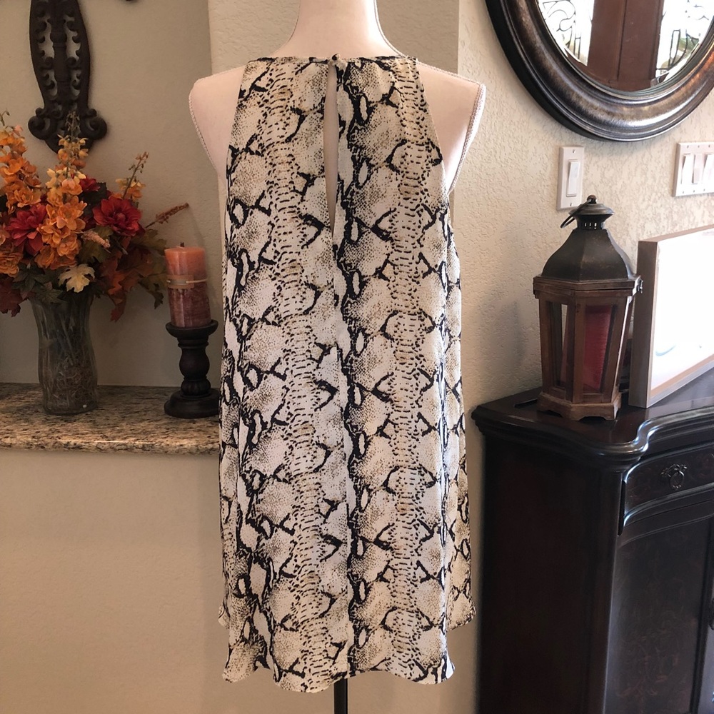 The Impeccable Pig Sleeveless Dress - Picture 2 of 4